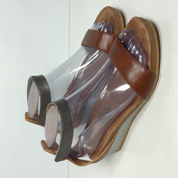 Naot Pixie Wedge Strappy sandals womans size 6 EU 37 - Picture 1 of 15
